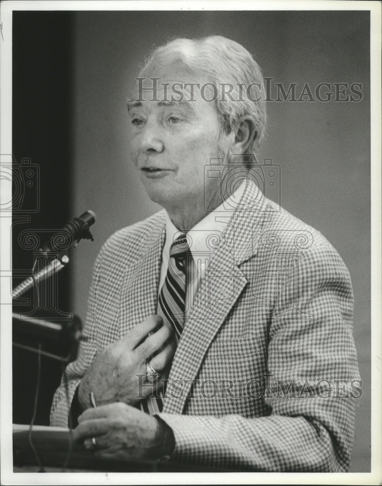 1981, Physician, University of Alabama, Doctor William F. DeShazo III - Historic Images