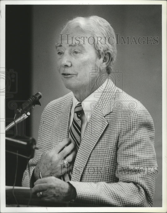 1981, Physician, University of Alabama, Doctor William F. DeShazo III - Historic Images