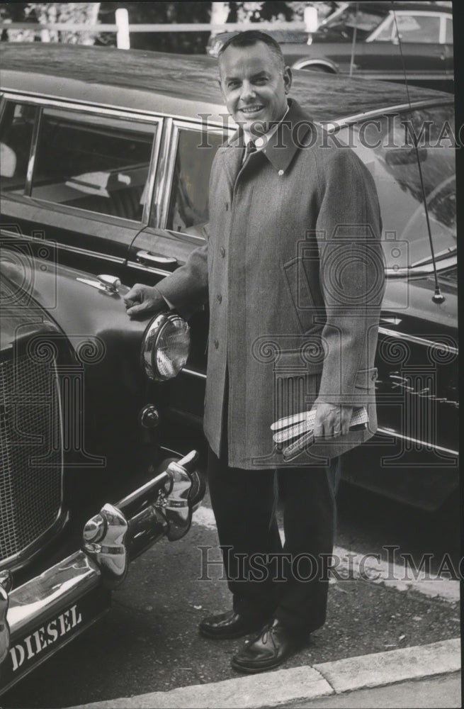 1966 Press Photo John Davis, Birmingham, Alabama Architect - abna26797 - Historic Images