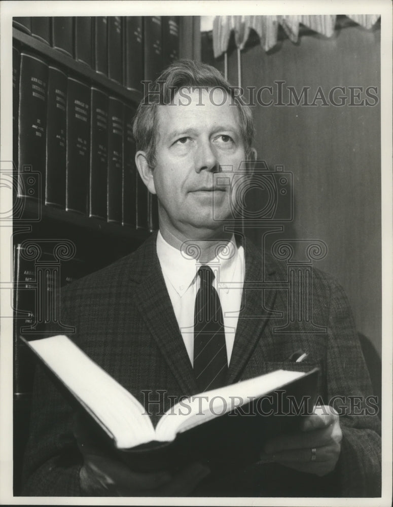 1969 Press Photo Dr. James A. Davis, Jr. Physician - abna26802 - Historic Images