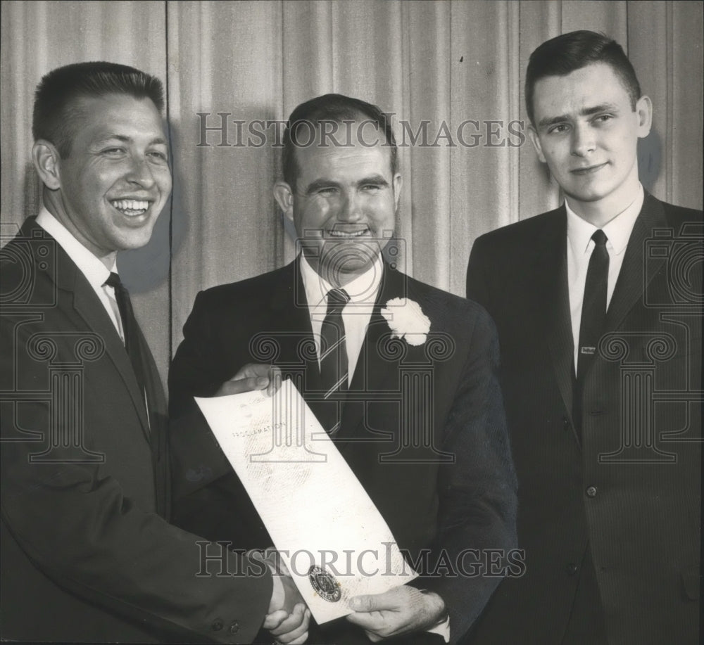 1962 Press Photo Governor John Patterson with Others at Law Day in Alabama Event - Historic Images