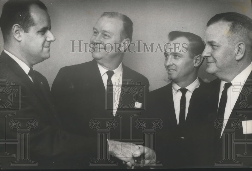 1964 Press Photo Jimmy Dykes of Alabama Power Company with Others at Meeting - Historic Images