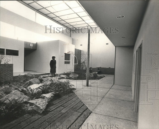 1983, Birmingham Alcoholism Recovery Center Director Sarah May inside - Historic Images
