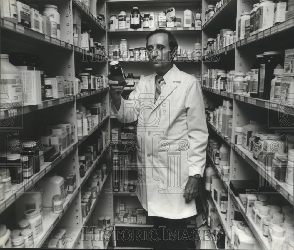 1980 Tarrant Mayor Bob Burns, Pharmacist surrounded by Drugs - Historic Images