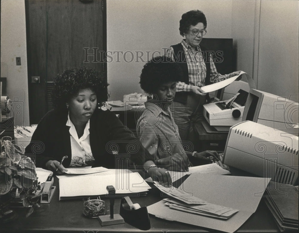 1983, Paula Smith, April Davis, Sarah Naugher, Birmingham Workers - Historic Images