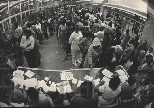 1983, Birmingham voters in long lines at Boutwell Auditorium - Historic Images