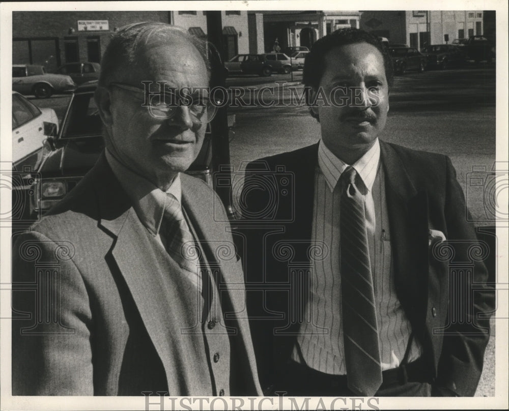 1987, Robert Davis, Tuskegee bank prexy, with Alan Parker, Alabama - Historic Images