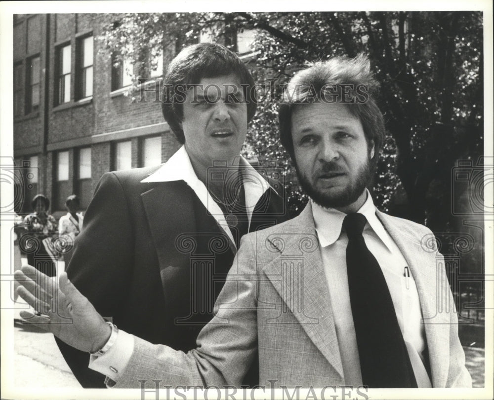 1979 Press Photo Coal Company salesman James Dennis &amp; attorney Stephen Solter - Historic Images