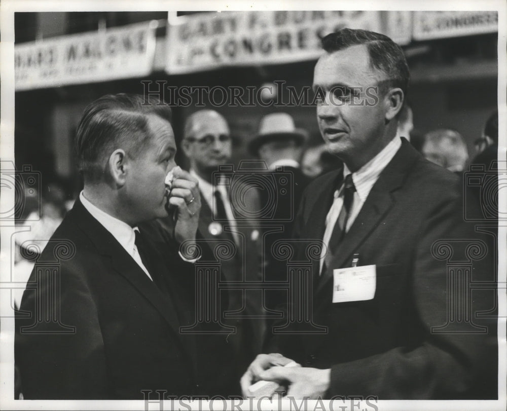 1966 Press Photo Guy Sparks, Candidate for Attorney General, John Casey at Event - Historic Images