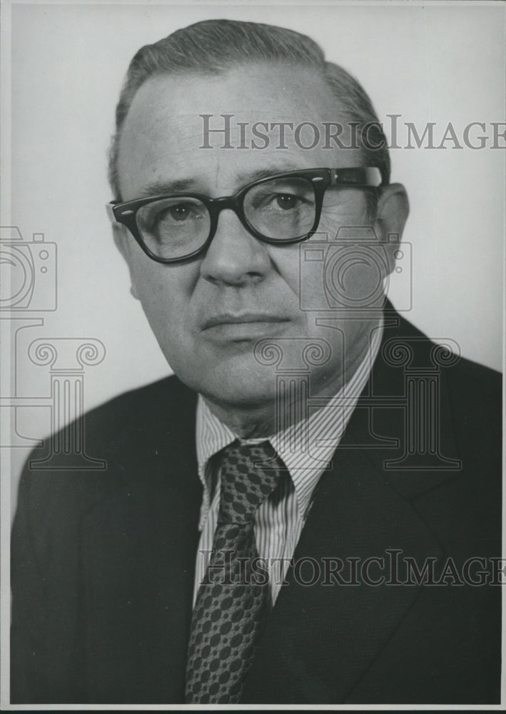 1976 Carl P. Farlow, Jr, Vice President, American Cast Iron Pipe Co. - Historic Images