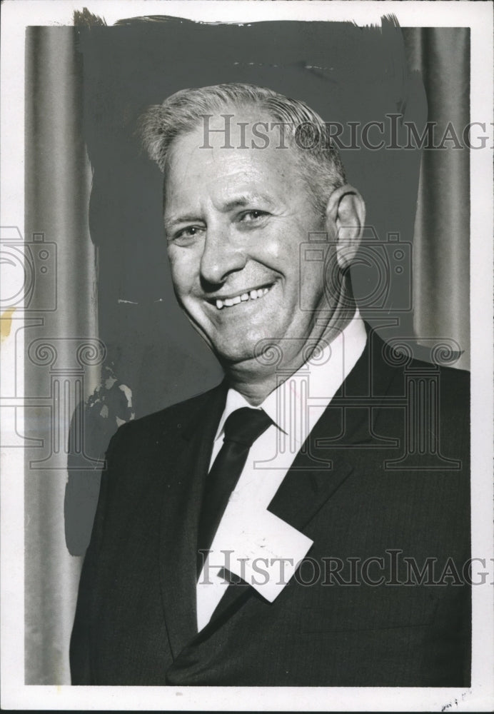 1965 Press Photo Dr. Winston Edwards, Red Cross - abna27510 - Historic Images