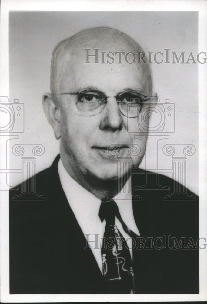 1964 Press Photo W. Sterling Edwards Jr., Edwards Chev. Co. - abna27513 - Historic Images