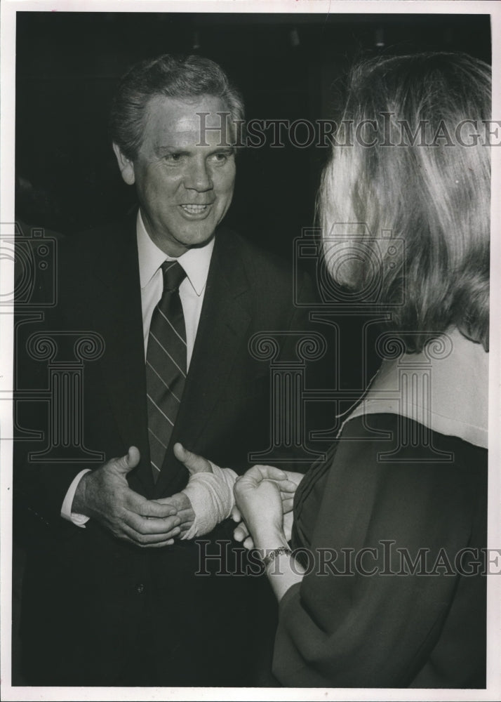 1990, Politician Ronnie G. Flippo at JADC with Others - abna27528 - Historic Images