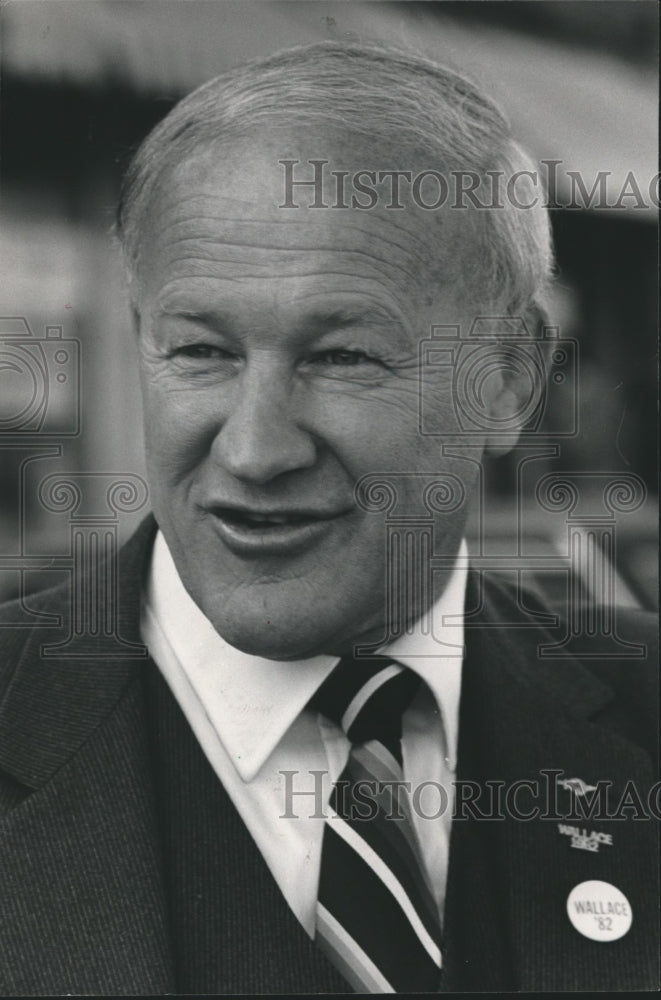 1982, Politician Tom Drake - abna27591 - Historic Images