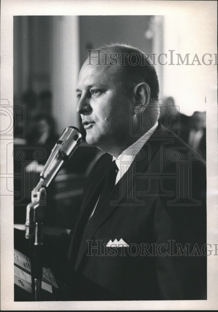 1967 Press Photo Dr. Alton Crews, Alabama Educator - Historic Images
