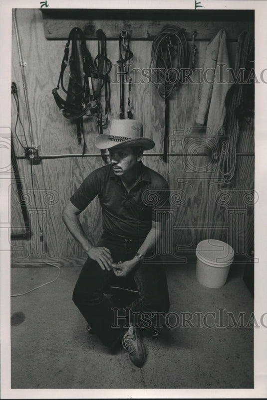 1987 Kim Ellsworth, trainer at Birmingham Turf Club, Alabama - Historic Images
