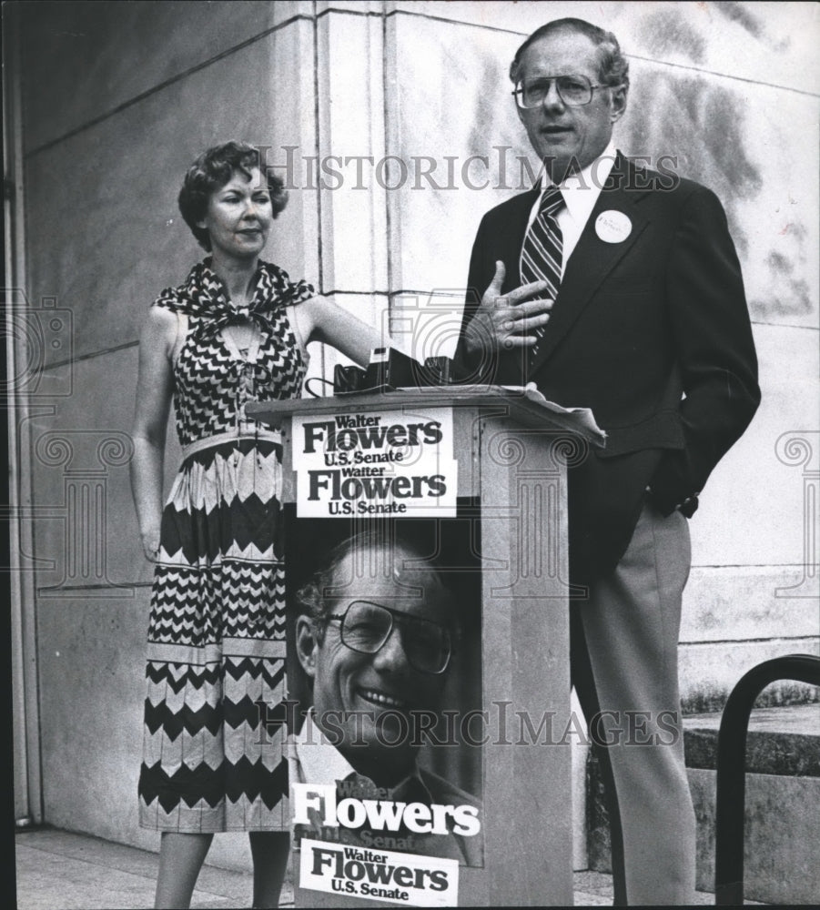 1978, Walter Flowers, unknown person, campaigns on courthouse steps - Historic Images