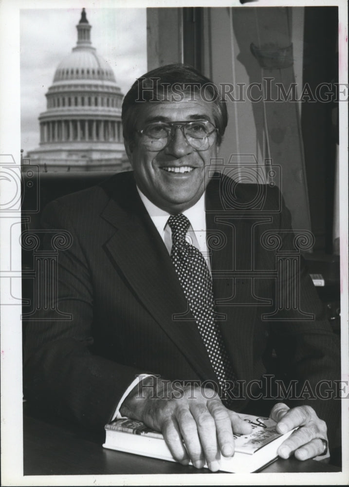 1983 Politician William Dickinson - Historic Images