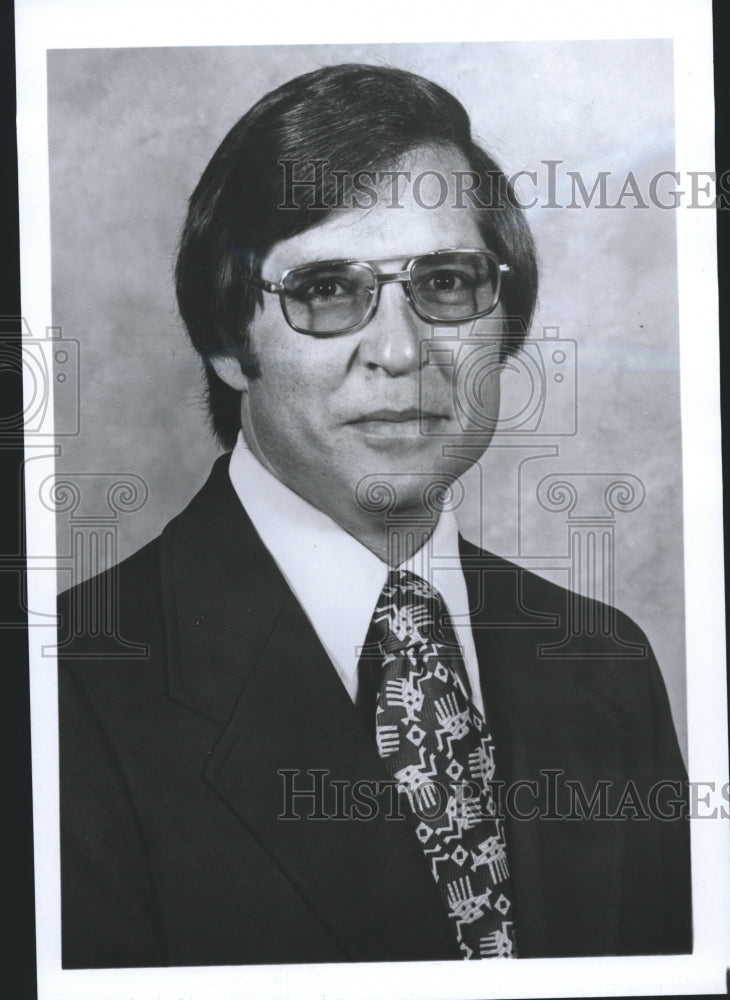 1975 Robert H. Dover terminal manager for Red Ball Motor Freight Inc - Historic Images