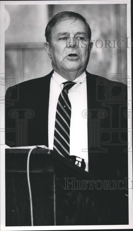 1988 Jack Douglas against Dog Racing and Turf Club - Historic Images