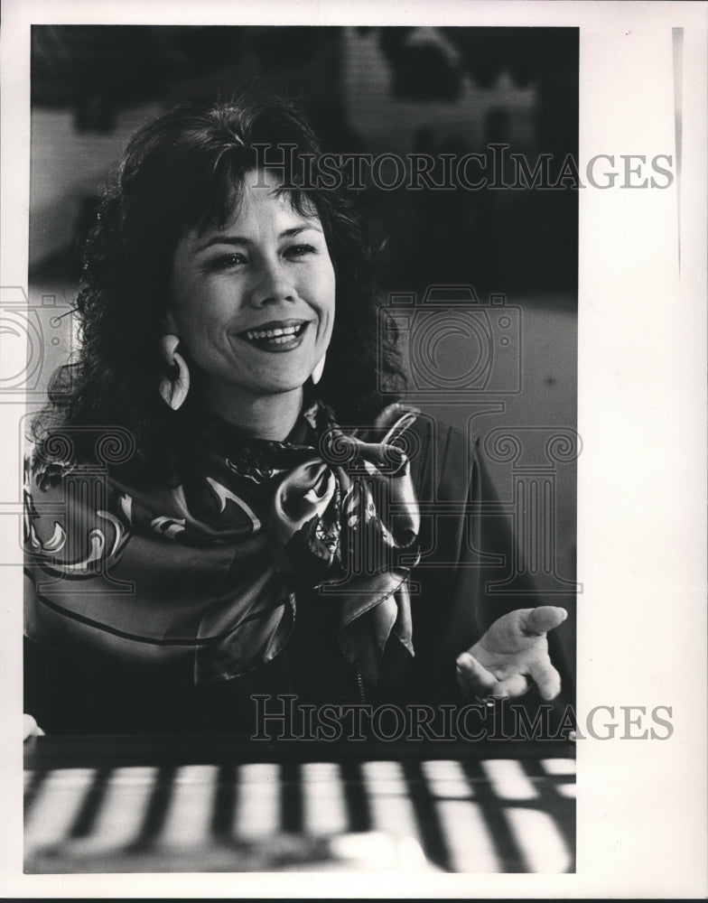 1987, Carol Dowdy, University of Alabama at Birmingham Professor - Historic Images