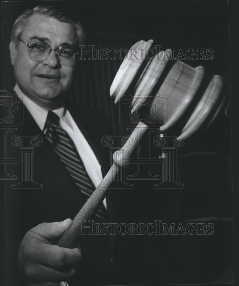 1979 Chriss Doss, Jefferson County Commissioner, with Gavel - Historic Images