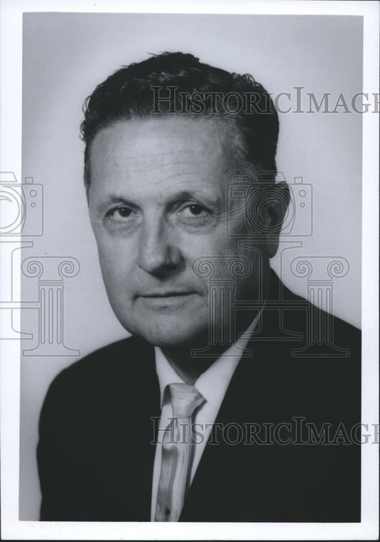 1964 Press Photo Clyde Cox, Veterans Hospital - abna27799 - Historic Images