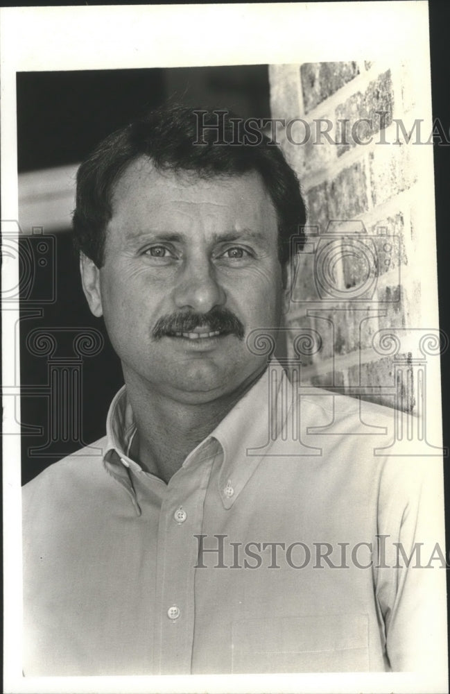 1992 Vincent Mayor Eddie Elliott - Historic Images