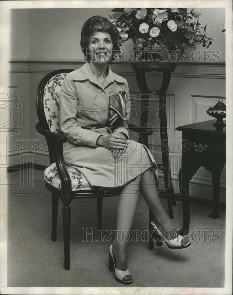 1976 Mrs. Dilworth was elected the new Civiettes president at Meet - Historic Images