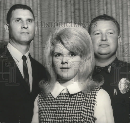 1968 Press Photo Debbie Tidwell, Tarrant High School's Christmas Seal Princess - Historic Images