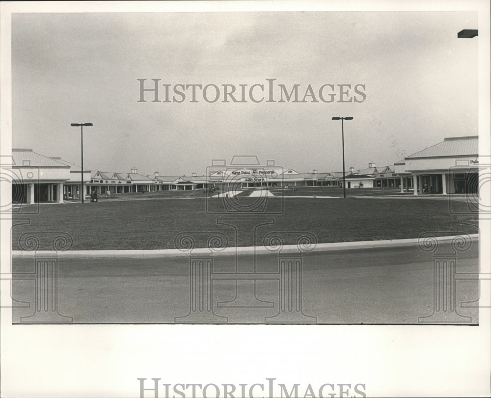 1989, Foley Factory Discount Outlet, Foley, Alabama - abna28678 - Historic Images