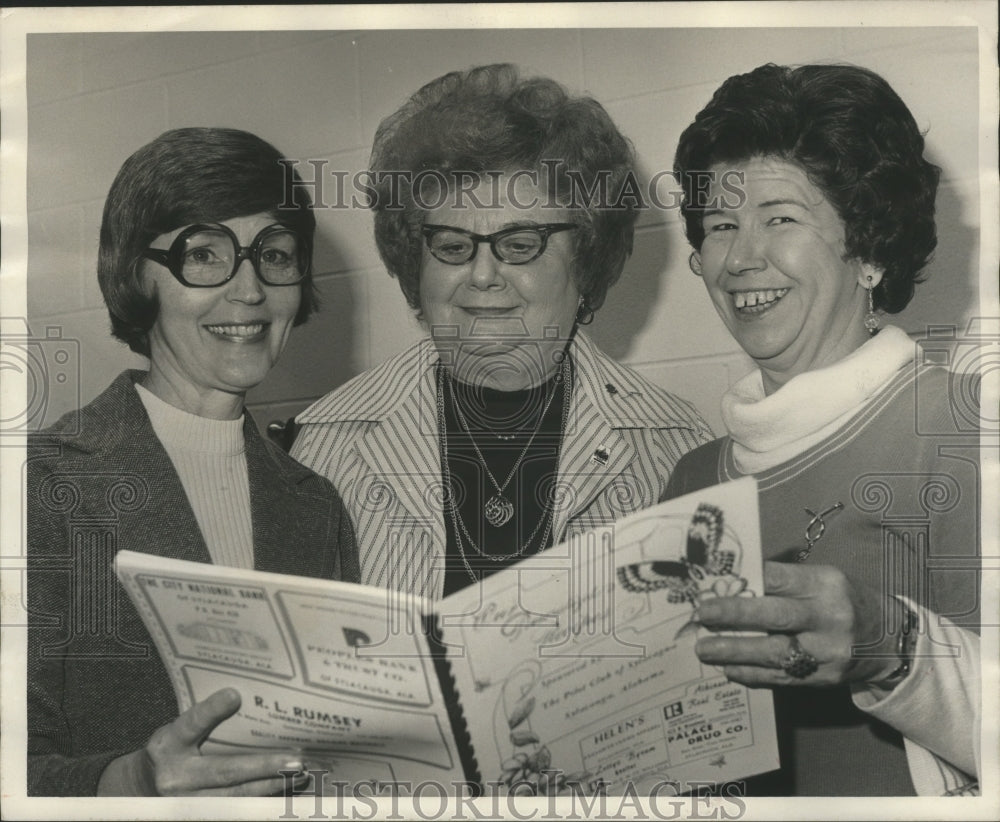 1977, Sylacauga Pilot Club Members Meet for Founders Day, Alabama - Historic Images