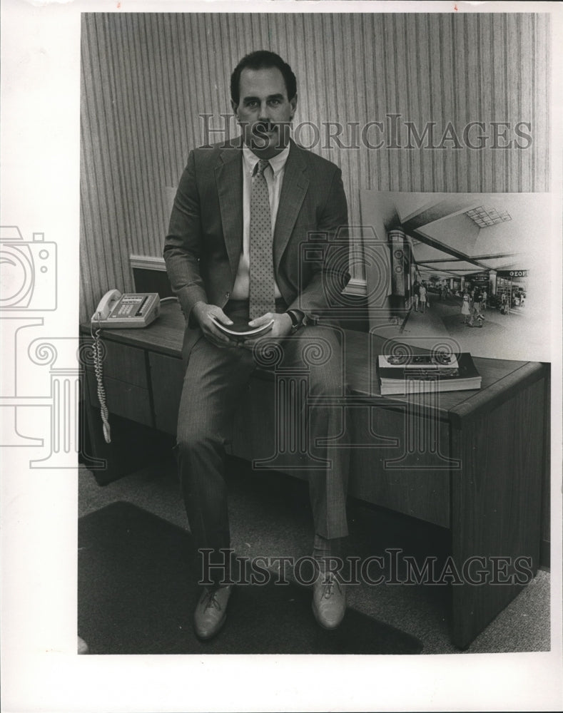 1987 Pat Collins new manager Brookwood Mall - Historic Images