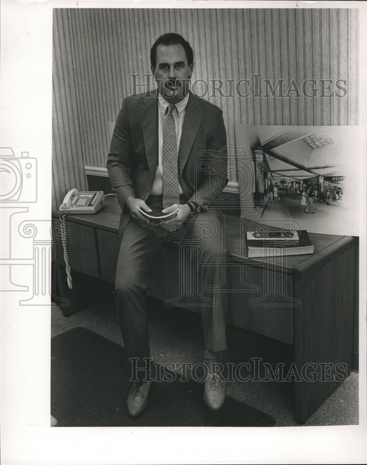 1987 Pat Collins new manager Brookwood Mall - Historic Images