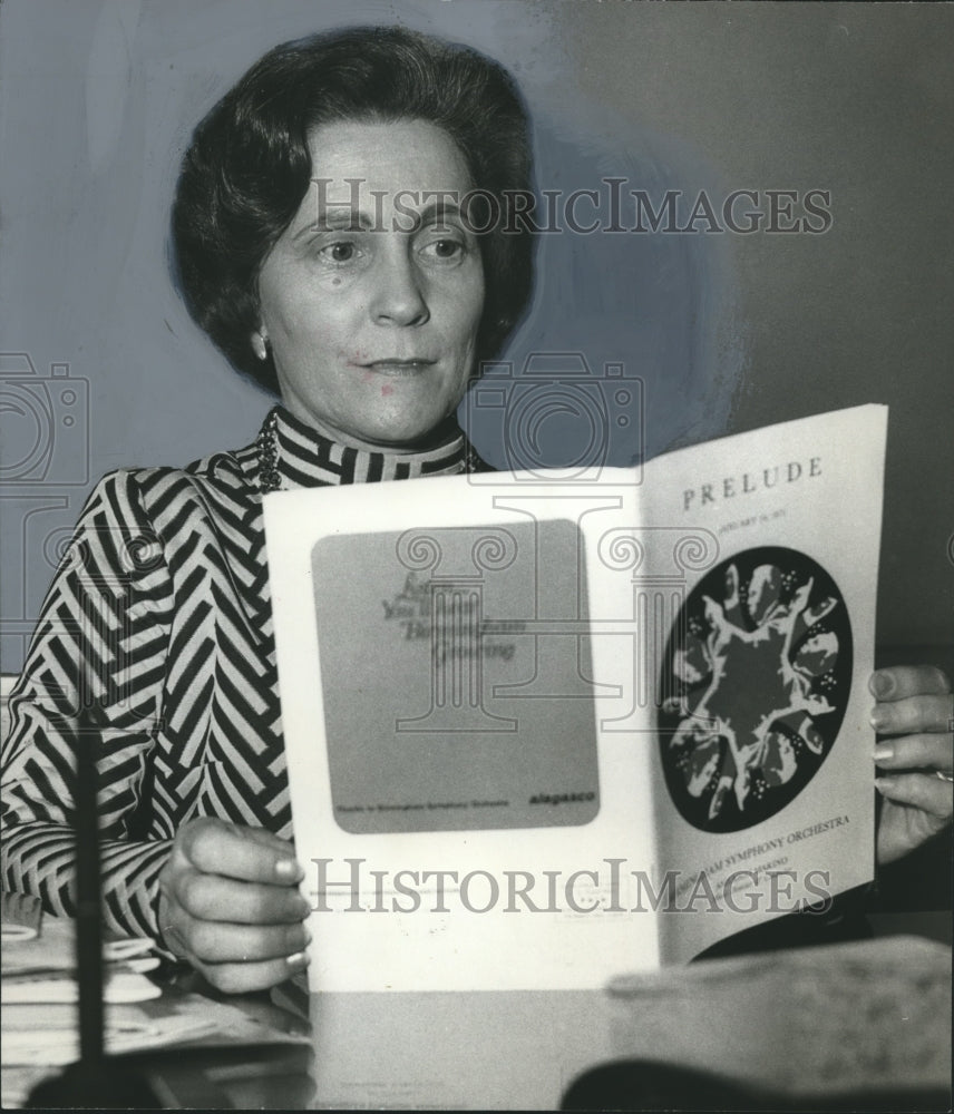 1971 Press Photo Birmingham Civic Center Manager-Accountant Mrs. L. R. Ward - Historic Images