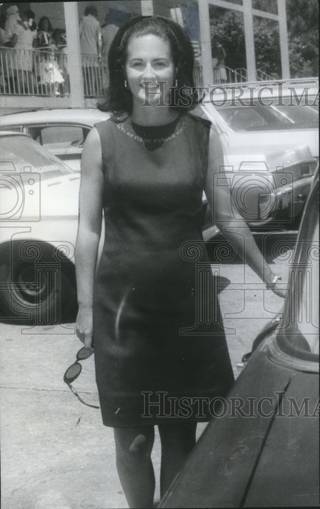 1970 Press Photo Mrs. William J. Cabaniss, Jr., Scribblers - abna29111-Historic Images