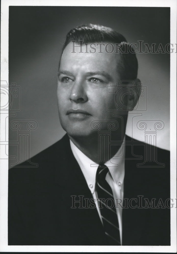 1967 Press Photo Clarence H. Cook Jr., manager, Alabama Gas Corporation - Historic Images