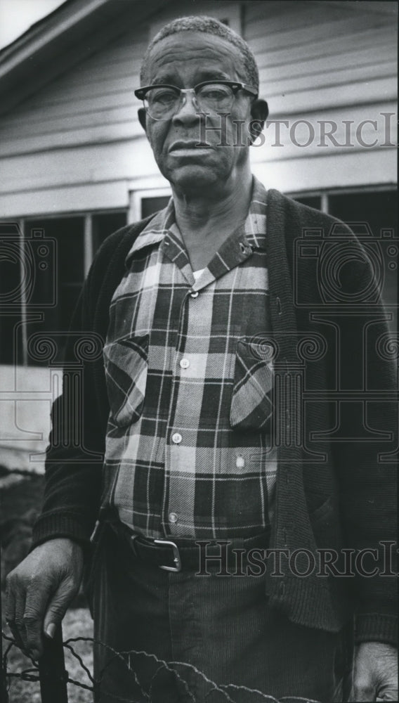 1976, Mr. Henderson, involved with Adamsville, Alabama murder case - Historic Images