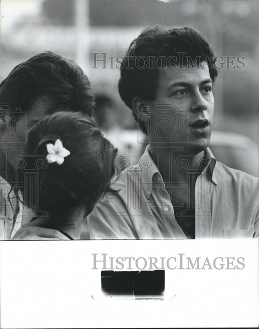 1982, Hostage Greg Stewart of Darryl's store robbery, Alabama - Historic Images