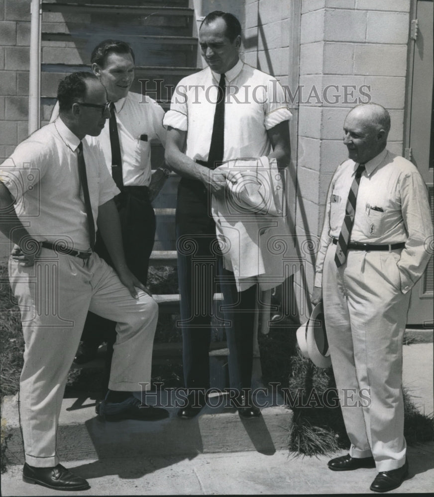 1965 Press Photo Don Drennen Senior, Jack Warner at Alabama Waste Facility - Historic Images