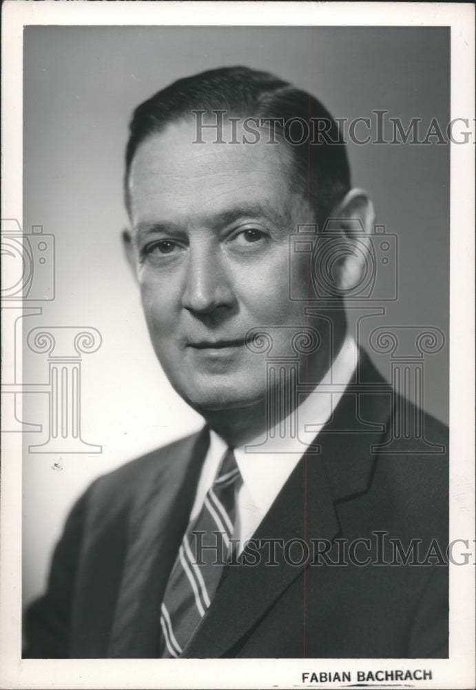 1971 Press Photo Newton H. DeBardeleben, Director of Russell Mills, Incorporated - Historic Images