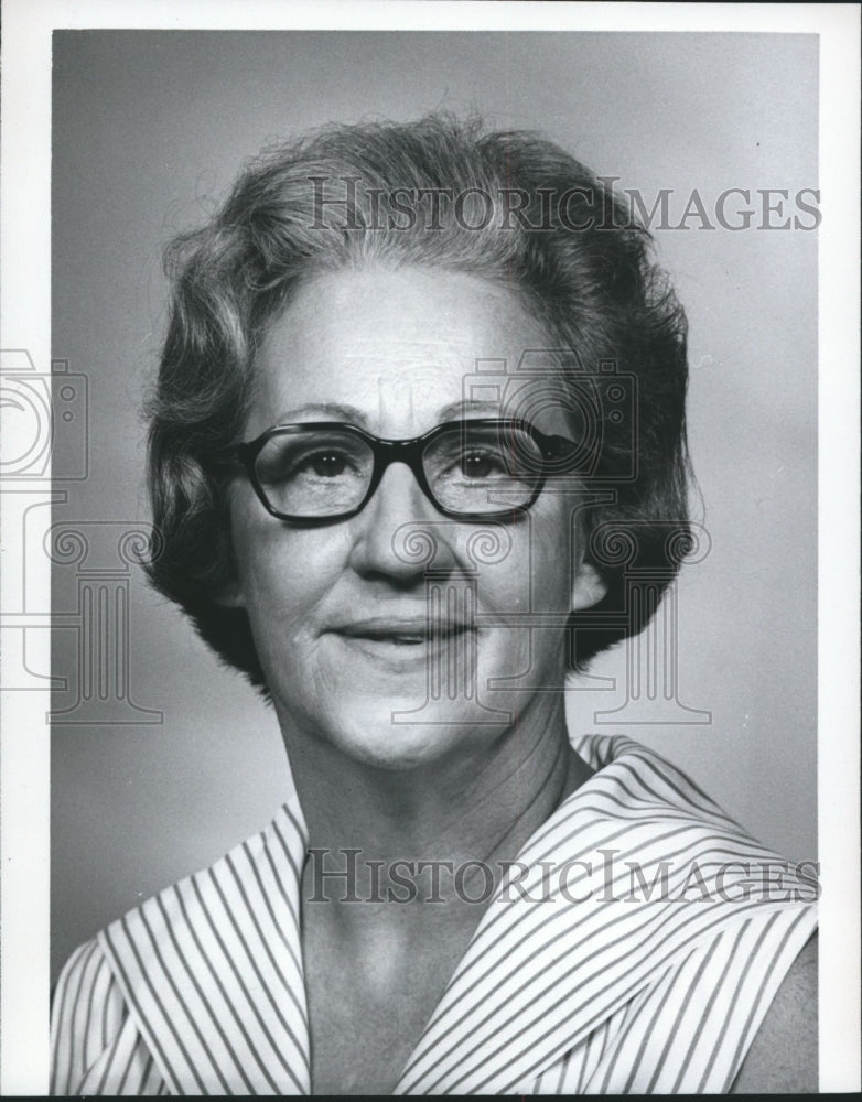 Press Photo Mrs. Frieda Coggin, Director of Publicity and Information, Alabama - Historic Images