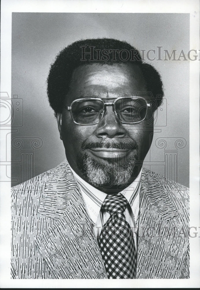 1976, Willie James Dunn, Roosevelt City Candidate - abna29401 - Historic Images