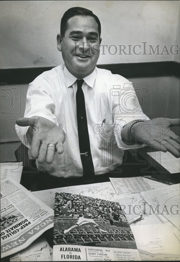 1964 Press Photo Business Manager University of Alabama B. W. Whittington - Historic Images