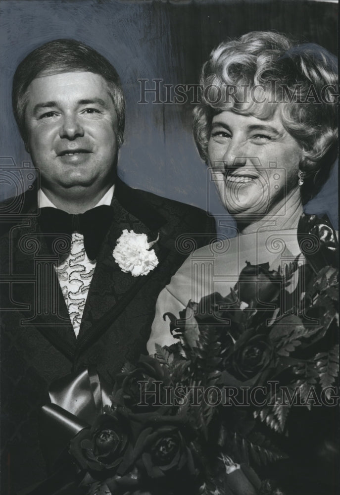 1973 Press Photo Jack Wheeler and wife at Altadena Valley Country Club Ball - Historic Images