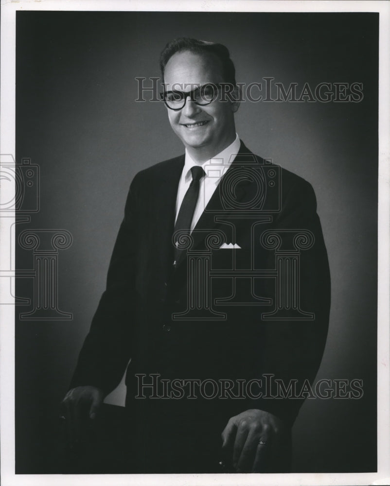 1967 Press Photo Doctor Frederick P. Whidden, University of South Alabama - Historic Images