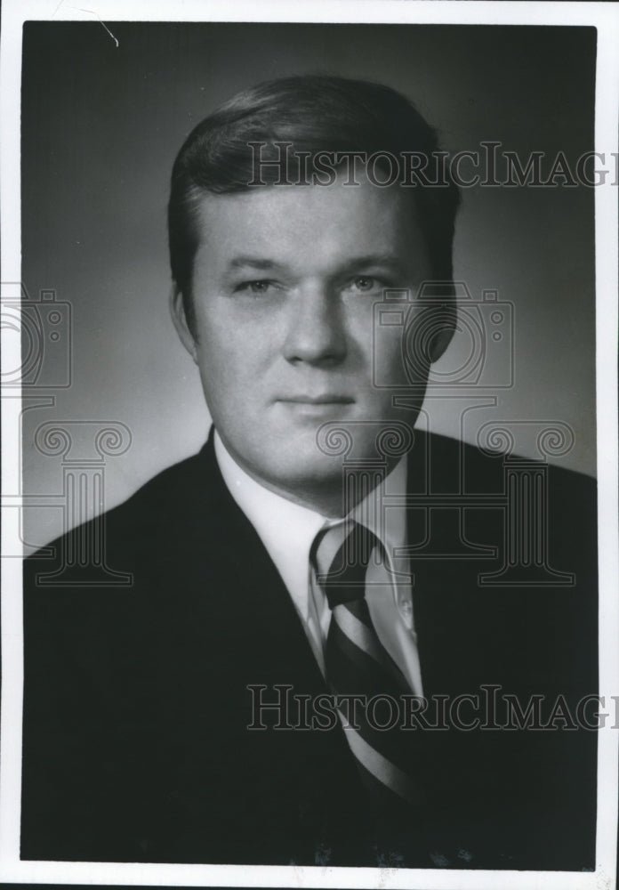 1975, F. Thomas Craig, vice president of Hamilton and Shackleford - Historic Images