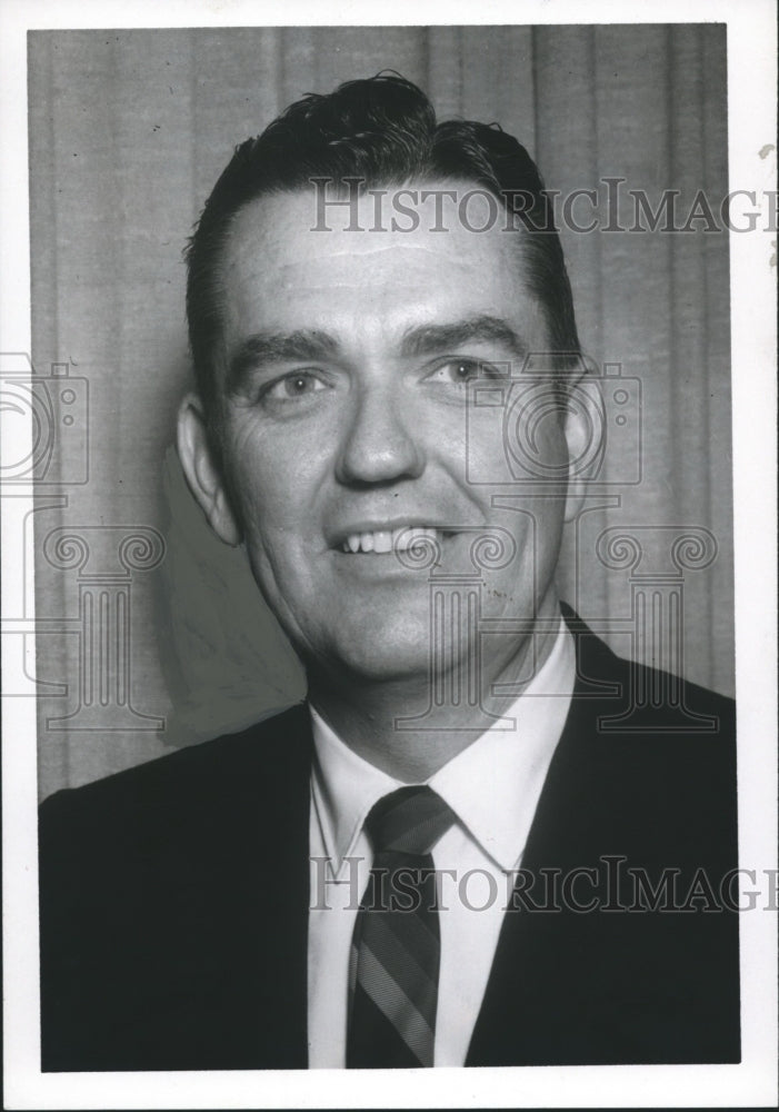 1967 Press Photo Perry E. Cox, Carraway Methodist Advisor - abna29515 - Historic Images