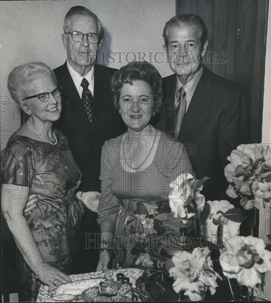 1972 Press Photo Judge and Mrs. Sherrill Halbert at party at Wheeler home - Historic Images