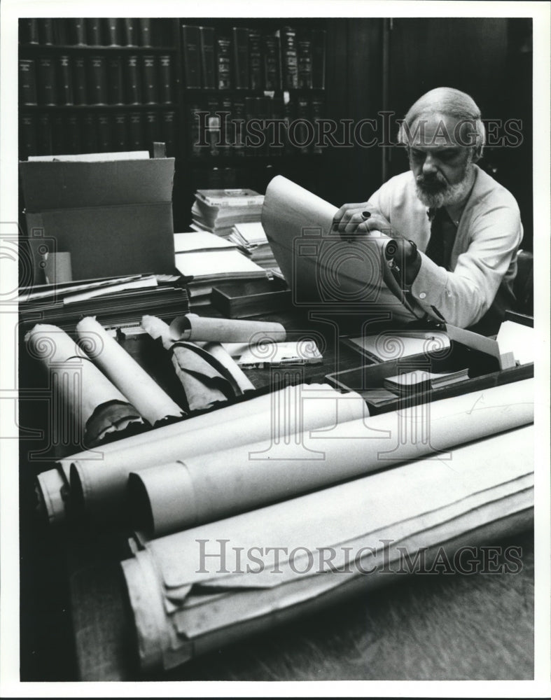 1980, Marvin Whiting, Birmingham Public Library, looking at records - Historic Images